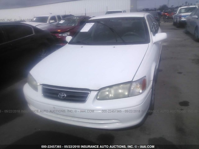 4T1BG22K41U865655 - 2001 TOYOTA CAMRY CE/LE/XLE 白色 照片 6