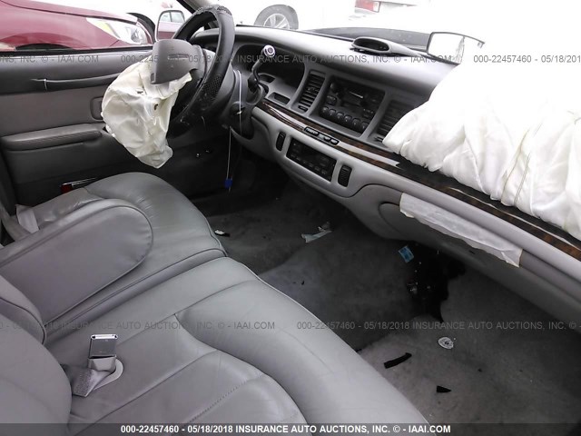 1LNLM81W3VY706595 - 1997 LINCOLN TOWN CAR EXECUTIVE WHITE photo 5