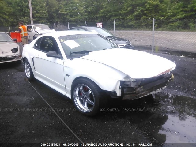 1FAFP42X12F186533 - 2002 FORD MUSTANG GT WHITE photo 1