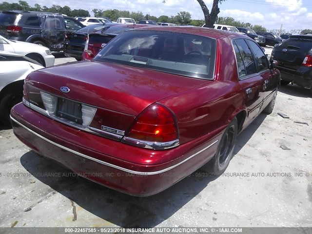 2FAFP73W3XX131312 - 1999 FORD CROWN VICTORIA  RED photo 4