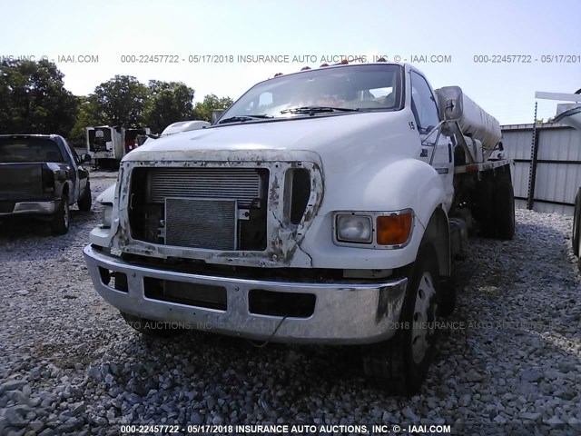 3FRXF7FK2DV790982 - 2013 FORD F750 SUPER DUTY WHITE photo 2