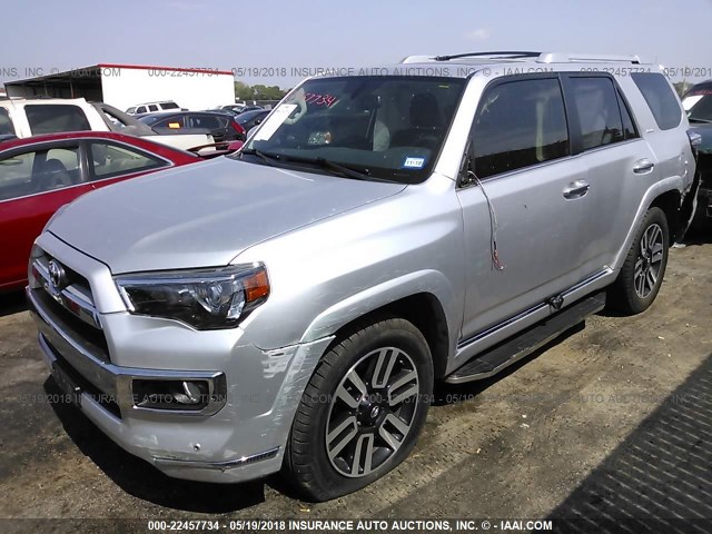 JTEBU5JR0G5286058 - 2016 TOYOTA 4RUNNER SR5 PREM/LTDL/TRAIL/TRD SILVER photo 2