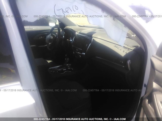 1GNERGKW2JJ205280 - 2018 CHEVROLET TRAVERSE LT WHITE photo 5