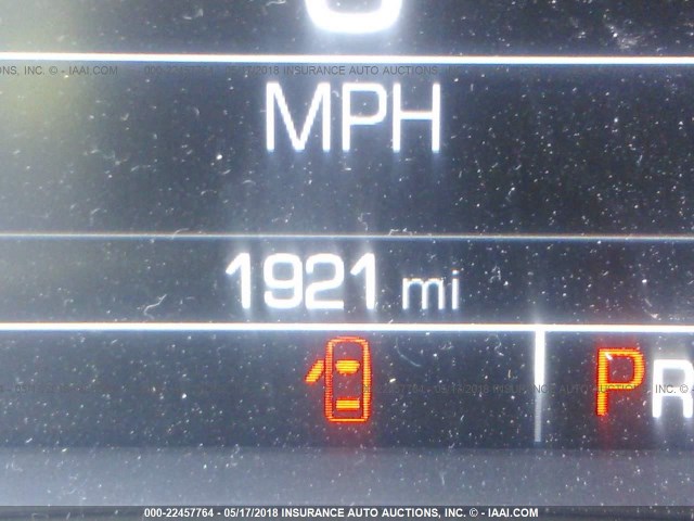 1GNERGKW2JJ205280 - 2018 CHEVROLET TRAVERSE LT WHITE photo 7