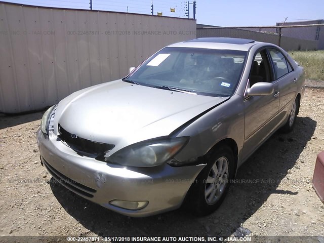 4T1BE32K63U200285 - 2003 TOYOTA CAMRY LE/XLE/SE ოქროსფერი ფოტო 2