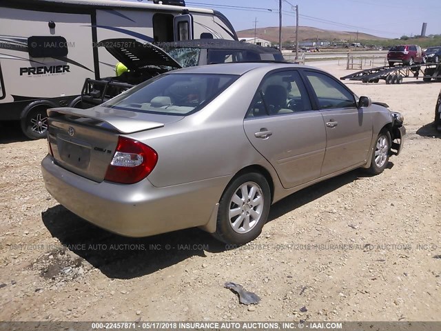 4T1BE32K63U200285 - 2003 TOYOTA CAMRY LE/XLE/SE ოქროსფერი ფოტო 4
