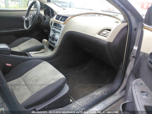1G1ZH57B98F276117 - 2008 CHEVROLET MALIBU 1LT 锡色 照片 5