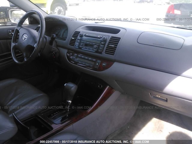 4T1BF30K73U039820 - 2003 TOYOTA CAMRY LE/XLE/SE GRAY photo 5
