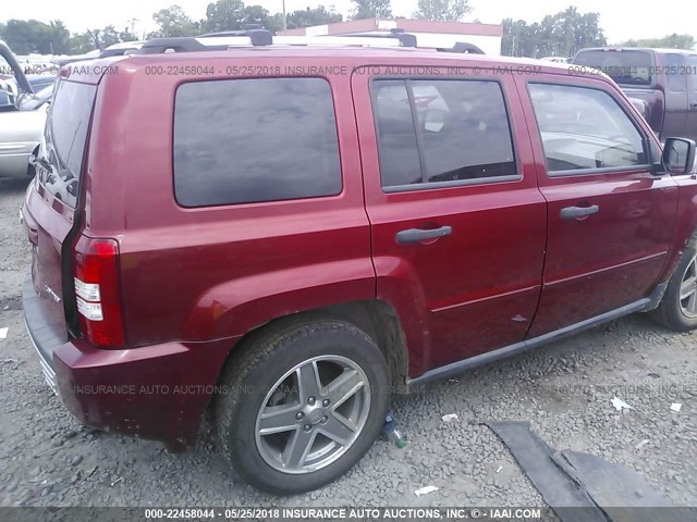 1J8FF48WX7D322424 - 2007 JEEP PATRIOT LIMITED RED photo 4