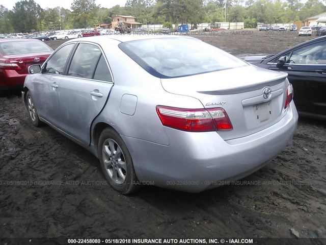 4T1BE46K17U109902 - 2007 TOYOTA CAMRY NEW GENERAT CE/LE/XLE/SE SILVER photo 3