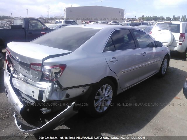 4T1BD1FK8DU085742 - 2013 TOYOTA CAMRY HYBRID/LE/XLE SILVER photo 4