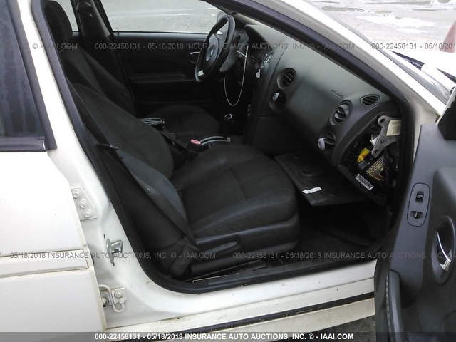 2G2WP522351144692 - 2005 PONTIAC GRAND PRIX WHITE photo 5