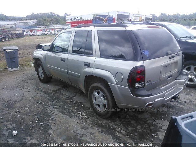 1GNDS13S122474066 - 2002 CHEVROLET TRAILBLAZER  TAN photo 3