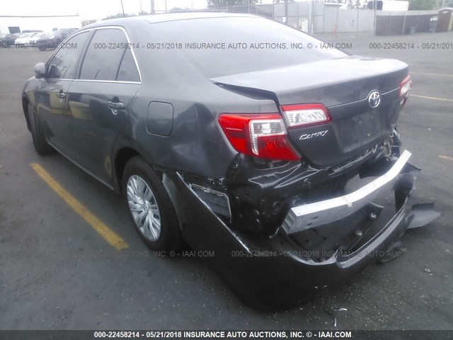 4T4BF1FK1CR197359 - 2012 TOYOTA CAMRY SE/LE/XLE 灰色 照片 3