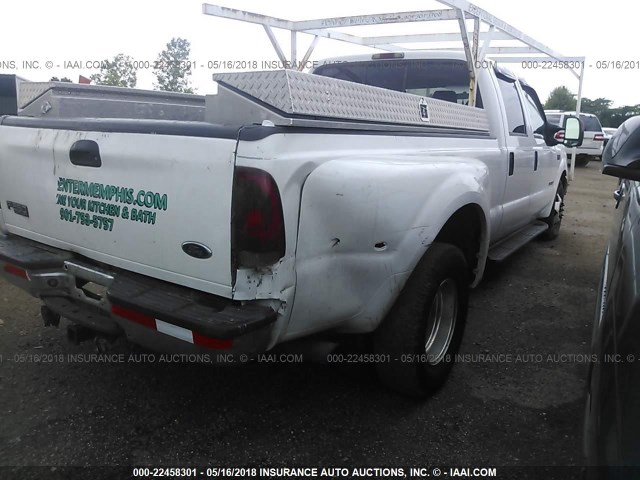 1FTWW32P44EE00432 - 2004 FORD F350 SUPER DUTY WHITE photo 4