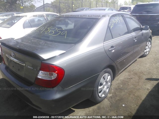 4T1BE32K32U619595 - 2002 TOYOTA CAMRY LE/XLE/SE ნაცრისფერი ფოტო 4