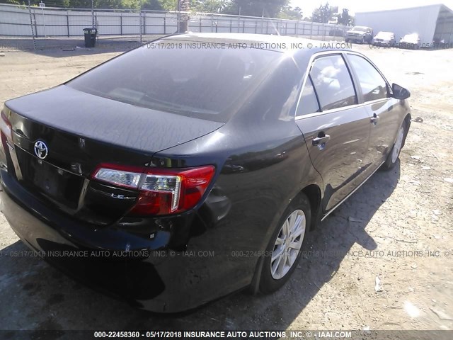 4T1BF1FK4CU093491 - 2012 TOYOTA CAMRY SE/LE/XLE შავი ფოტო 4