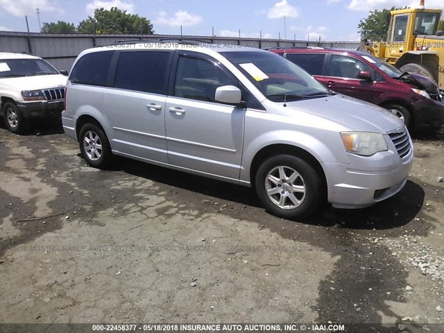 2A8HR54P88R110138 - 2008 CHRYSLER TOWN & COUNTRY TOURING SILVER photo 1