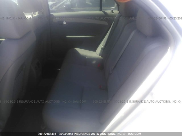 1G1ZC5E09CF174454 - 2012 CHEVROLET MALIBU 1LT 银色 照片 8