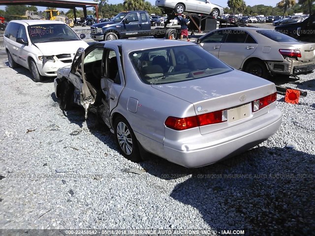 4T1BF22K1YU094519 - 2000 TOYOTA CAMRY LE/XLE GOLD photo 3