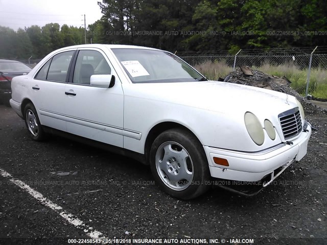 WDBJF70H6XA823424 - 1999 MERCEDES-BENZ E 430 WHITE photo 1