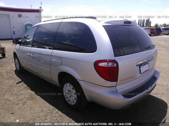 2C4GP44R25R398240 - 2005 CHRYSLER TOWN & COUNTRY LX SILVER photo 3