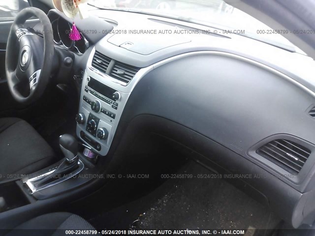 1G1ZC5EB1AF301096 - 2010 CHEVROLET MALIBU 1LT 白色 照片 5