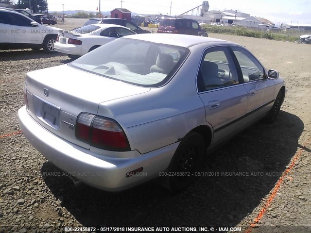 1HGCD5535TA146251 - 1996 HONDA ACCORD LX/EX GOLD photo 4