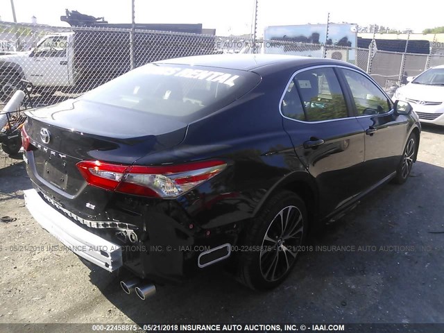 JTNB11HK1J3013126 - 2018 TOYOTA CAMRY L/LE/XLE/SE/XSE BLACK photo 4