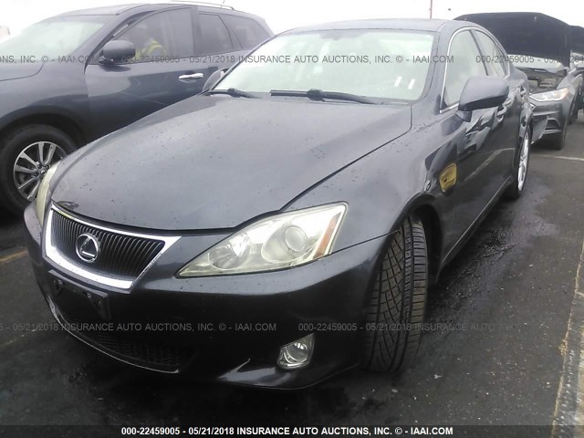 JTHBE262365010966 - 2006 LEXUS IS 350 GRAY photo 2