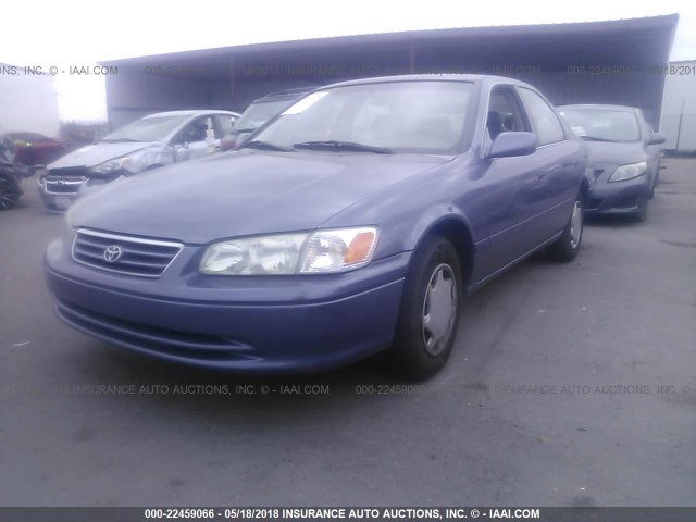 4T1BG22K5YU010358 - 2000 TOYOTA CAMRY CE/LE/XLE PURPLE photo 2