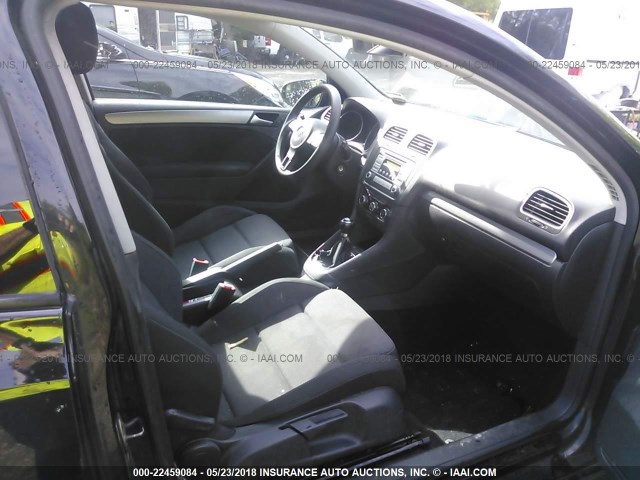 WVWAB7AJ5AW098083 - 2010 VOLKSWAGEN GOLF 黑色 照片 5