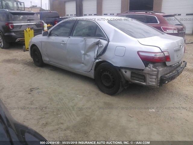 4T1BE46K07U054746 - 2007 TOYOTA CAMRY NEW GENERAT CE/LE/XLE/SE SILVER photo 3