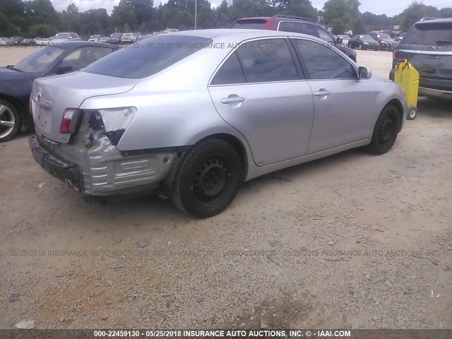 4T1BE46K07U054746 - 2007 TOYOTA CAMRY NEW GENERAT CE/LE/XLE/SE SILVER photo 4