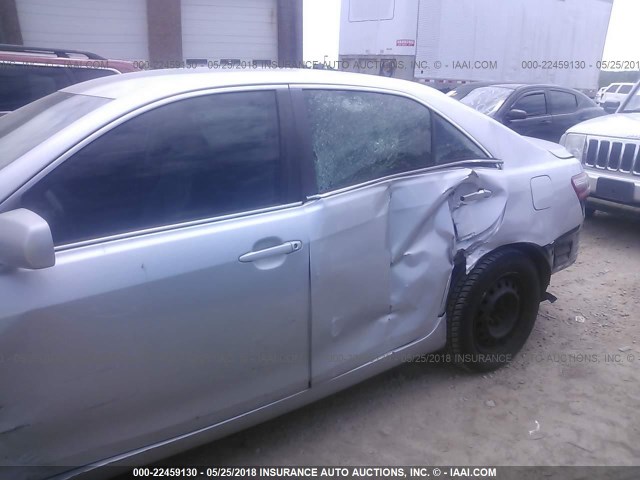 4T1BE46K07U054746 - 2007 TOYOTA CAMRY NEW GENERAT CE/LE/XLE/SE SILVER photo 6