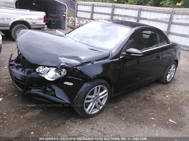 WVWFA71FX9V017813 - 2009 VOLKSWAGEN EOS LUX Черный фото 2
