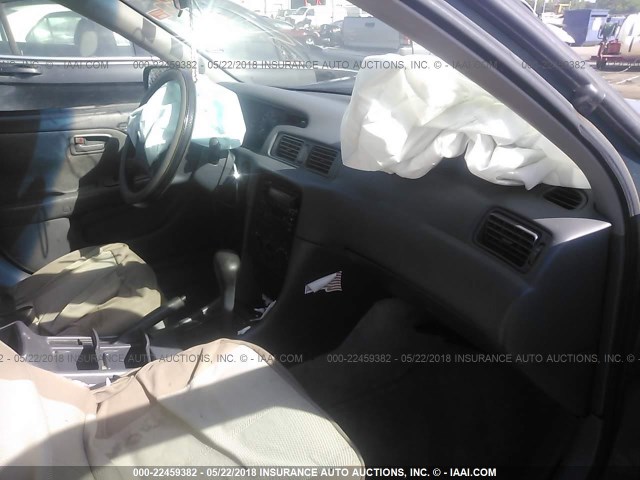 4T1BG22K21U809732 - 2001 TOYOTA CAMRY CE/LE/XLE GRAY photo 5