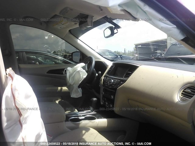 5N1DR2MN5HC664552 - 2017 NISSAN PATHFINDER S/SV/SL/PLATINUM 栗色 照片 5