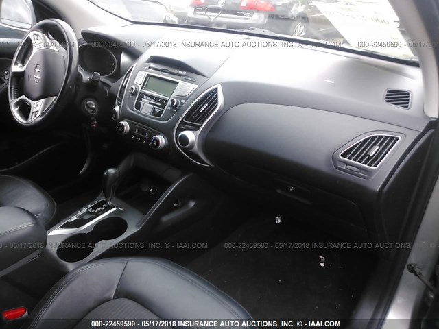 KM8JU3AC5BU204805 - 2011 HYUNDAI TUCSON GLS/LIMITED 银色 照片 5