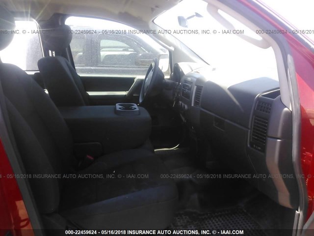 1N6AA0CH4AN302248 - 2010 NISSAN TITAN XE/SE/LE RED photo 5