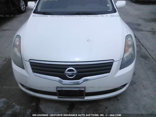 1N4AL21E38N545017 - 2008 NISSAN ALTIMA 2.5/2.5S WHITE photo 6