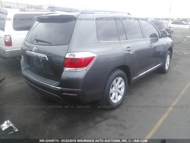 5TDZK3EH7DS113819 - 2013 TOYOTA HIGHLANDER PLUS/SE GRAY photo 4