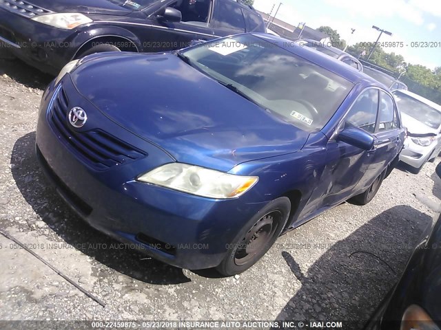 4T1BE46K77U010002 - 2007 TOYOTA CAMRY NEW GENERAT CE/LE/XLE/SE BLUE photo 2