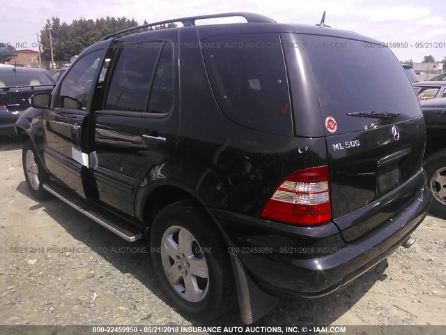 4JGAB75E32A315718 - 2002 MERCEDES-BENZ ML 500 BLACK photo 3