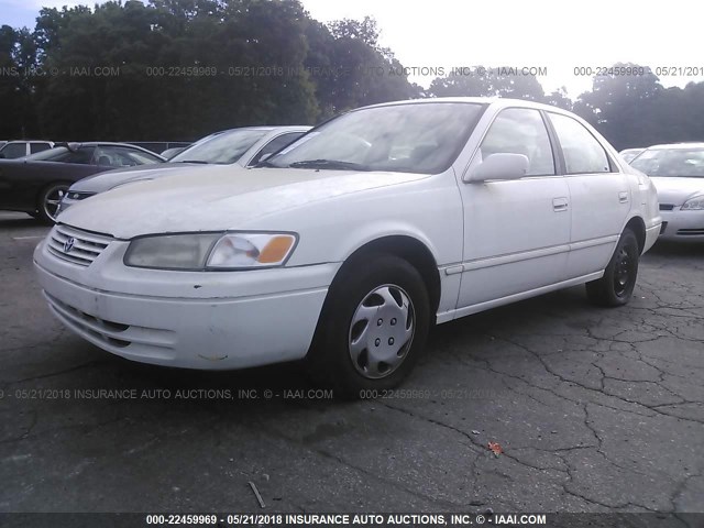 4T1BG22K1VU139449 - 1997 TOYOTA CAMRY CE/LE/XLE თეთრი ფოტო 2