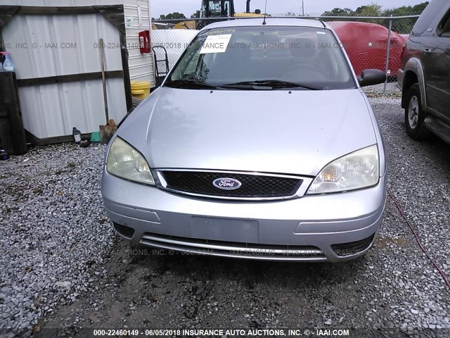 1FAFP34N27W227460 - 2007 FORD FOCUS ZX4/S/SE/SES 银色 照片 6