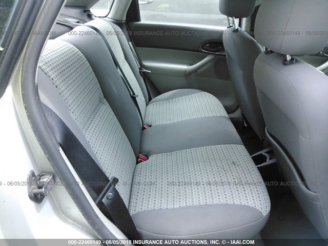 1FAFP34N27W227460 - 2007 FORD FOCUS ZX4/S/SE/SES 银色 照片 8
