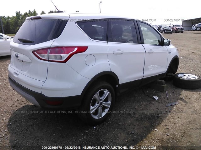 1FMCU0GX0DUA60729 - 2013 FORD ESCAPE SE WHITE photo 4