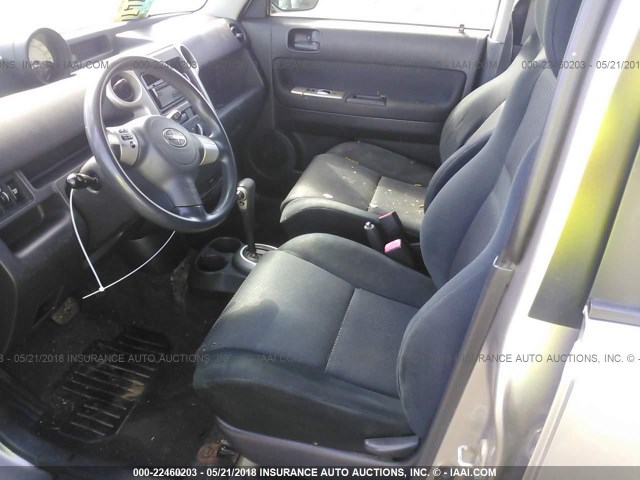 JTLKT324664075647 - 2006 TOYOTA SCION XB ვერცხლისფერი ფოტო 5