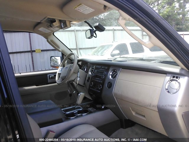 1FMJU1H55BEF21831 - 2011 FORD EXPEDITION XLT/KING RANCH BLACK photo 5